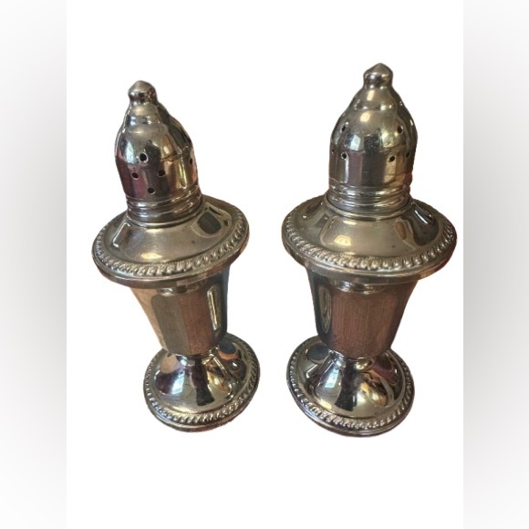 Vintage Shrewsbury Nickel Silver Salt & Pepper Shakers (Mid-Century) - Picture 3 of 3